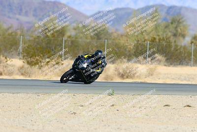 media/Jan-09-2022-SoCal Trackdays (Sun) [[2b1fec8404]]/Turn 6 (1035am)/